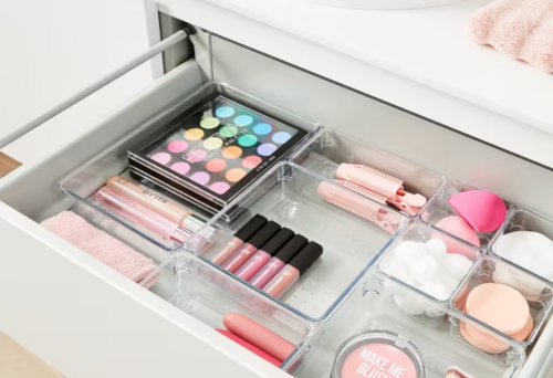 Organise your beauty  like a Pro!